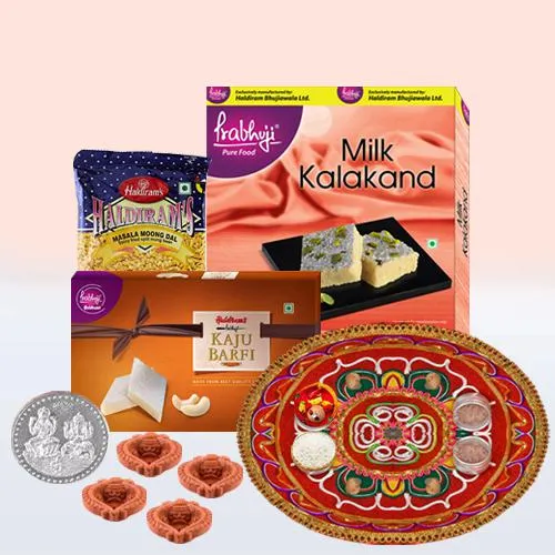yummy sweets n snacks from haldiram with divine gifts Delivery in Kolkata -  KolkataOnlineFlorists