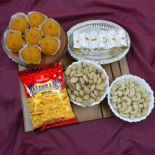 Festival Gifts - Diwali Gifts to USA - Diwali Gift Hampers to USA - Indian  Gifts Valley