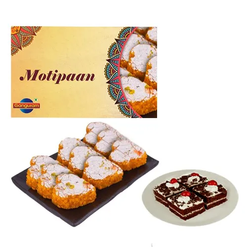 Mouth-Watering Motipaan from Ganguram with Chocolate Pastry