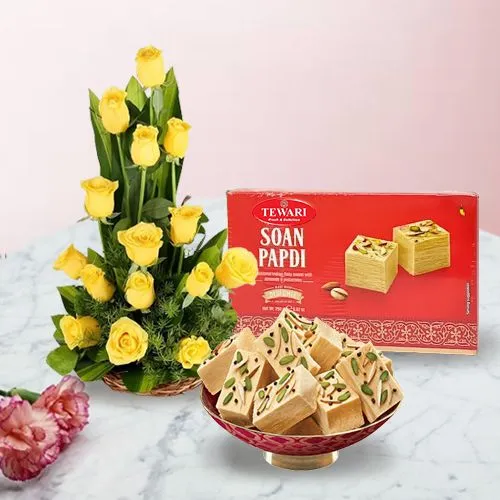 Marvellous Roses N Sonpapri Delight